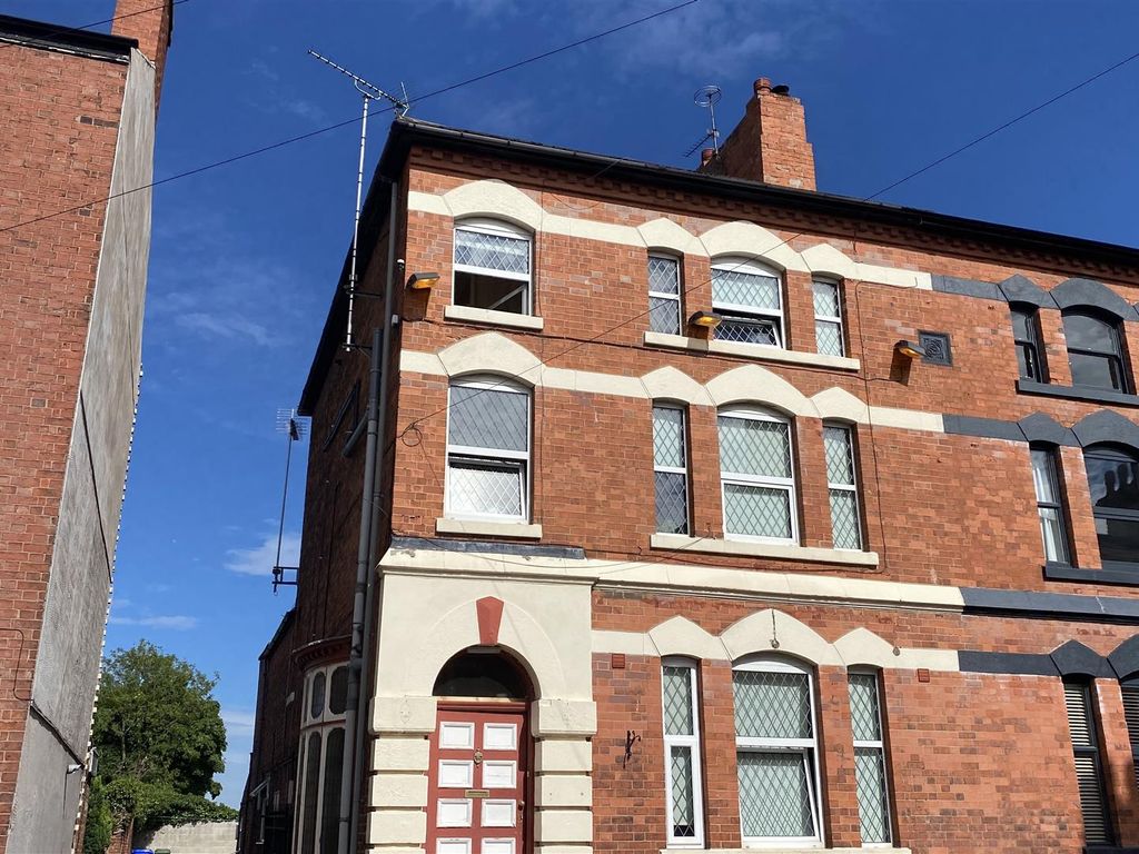 1 bed detached house to rent in Park Street, Worksop S80, £125 pcm Zoopla