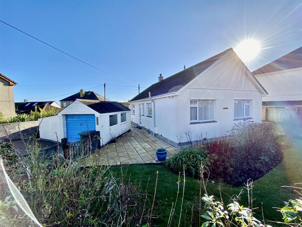 3 bed detached bungalow for sale in Alexandra Road, St. Ives TR26 Zoopla