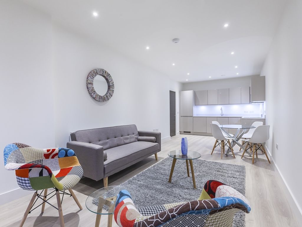 2 bed flat to rent in Valencia Close, London E14 Zoopla