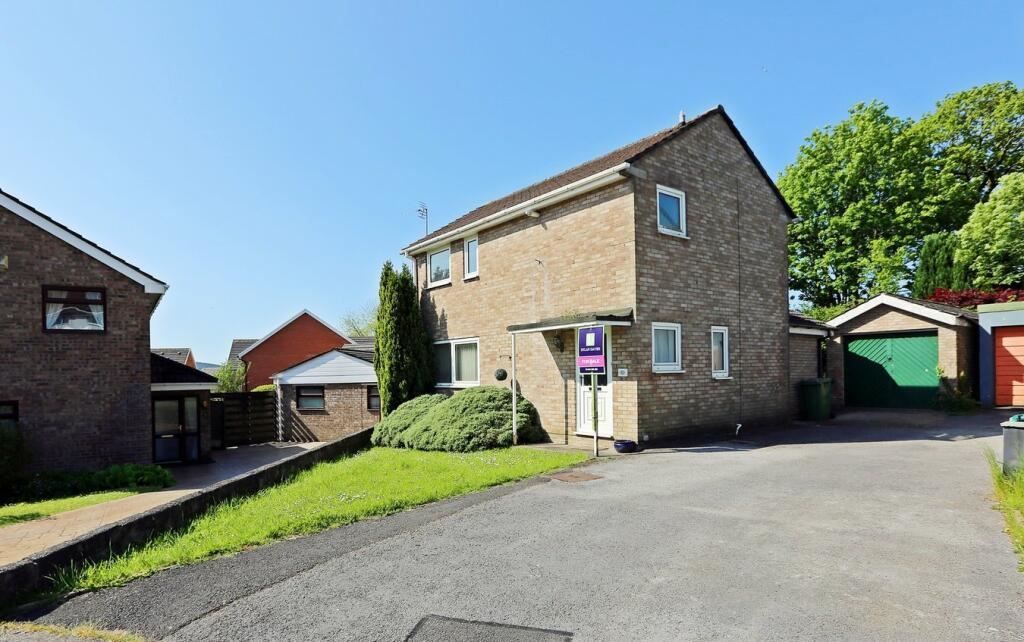 3 bed detached house for sale in Llanberis Close, Tonteg, Pontypridd CF38 Zoopla