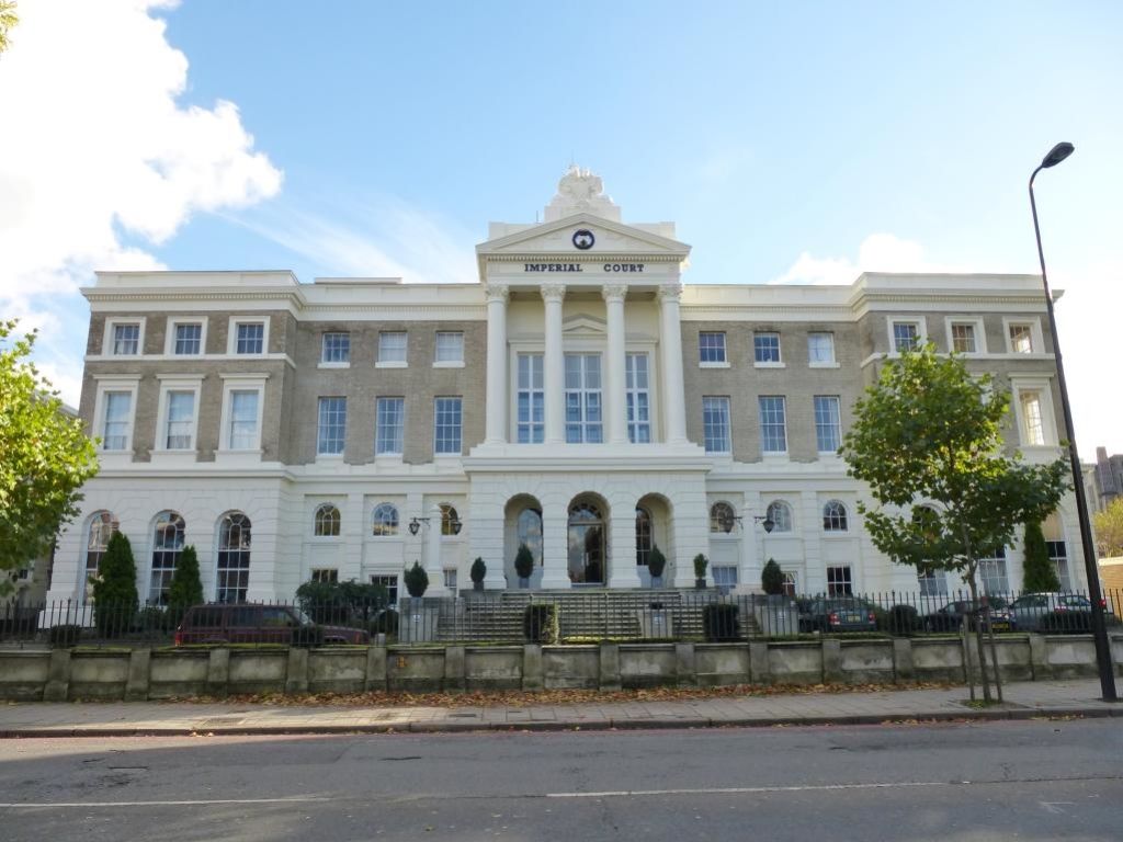 2 bed flat to rent in Imperial Court, 225229 Kennington Lane, London