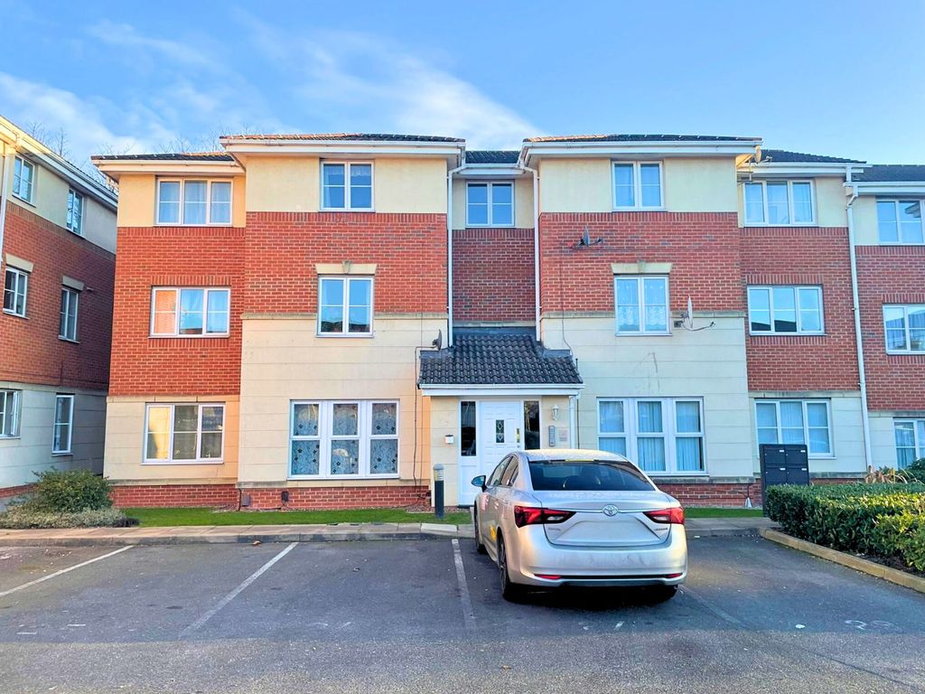 2 bed flat for sale in Princes Gate, West Bromwich B70, £99,950 Zoopla