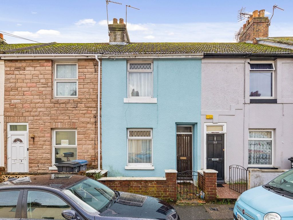 3 bed terraced house for sale in Wyndham Road, Dover CT17, £130,000 Zoopla