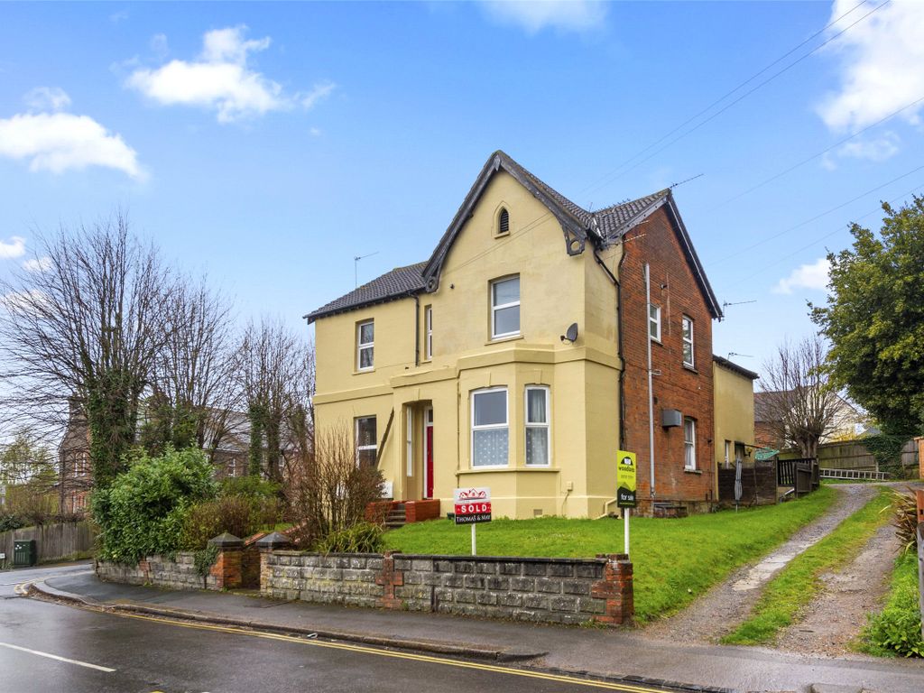 1 bed flat to rent in Woodlands Road, Redhill, Surrey RH1 Zoopla