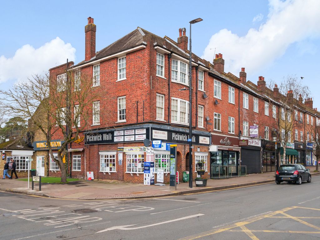 Retail premises for sale in Uxbridge Road, Hatch End, Pinner HA5, £825,000 Zoopla