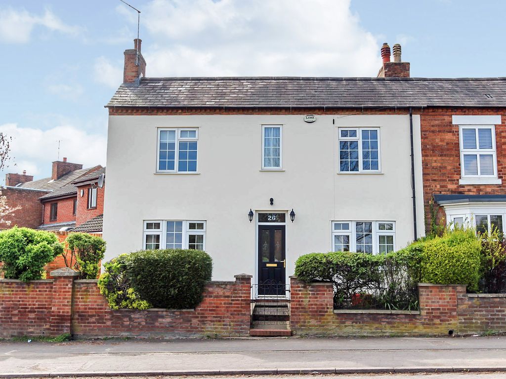 3 bed semidetached house for sale in Harrowden Road, Wellingborough