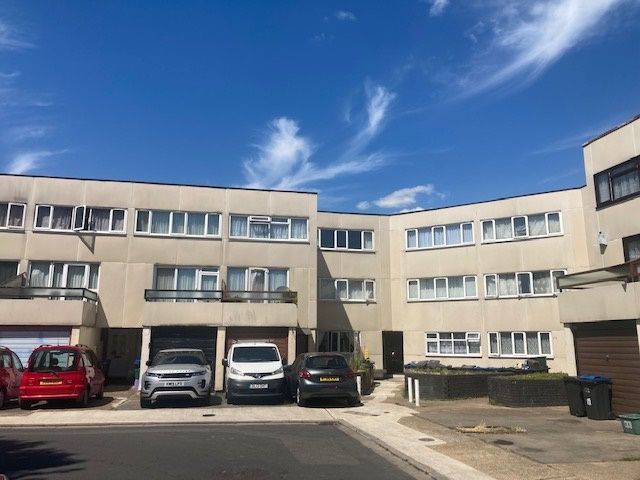 Gale Close, Mitcham CR4  