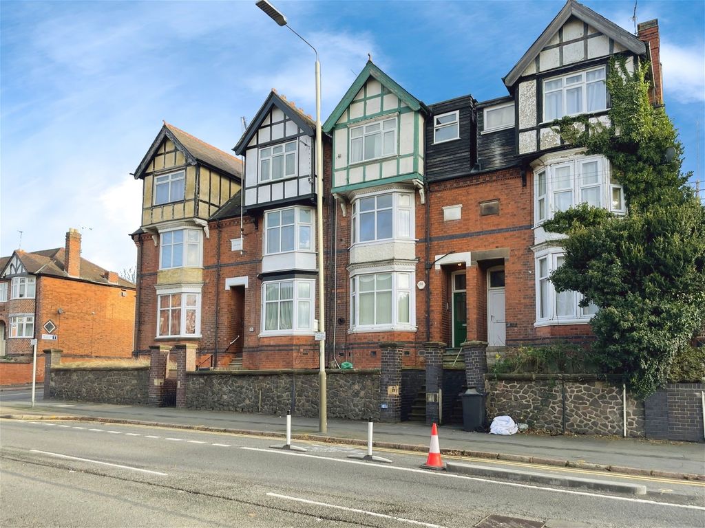 2 bed flat for sale in Aylestone Road, Leicester LE2, £90,000 Zoopla