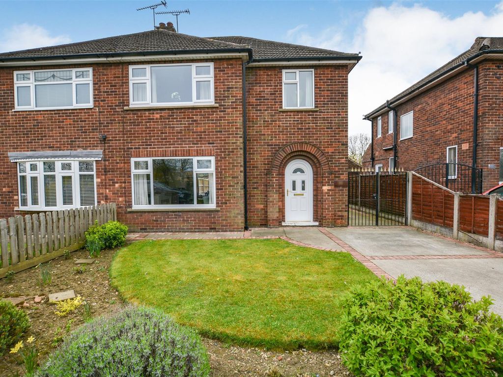 3 bed semidetached house for sale in Queensway, Scunthorpe DN16 Zoopla
