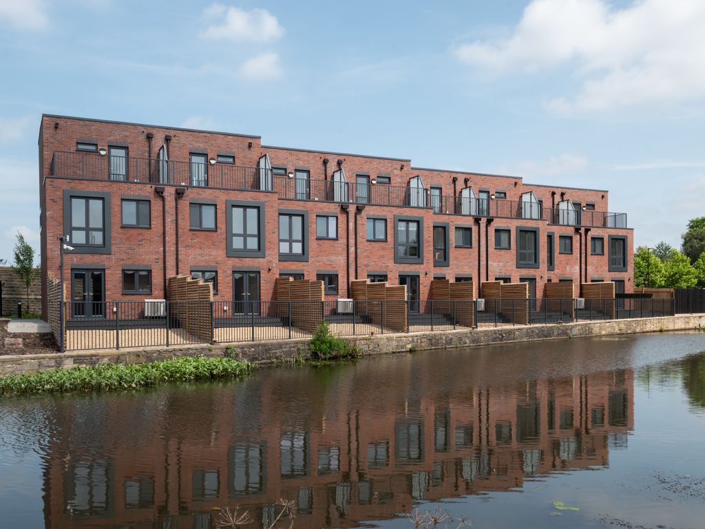 Waterside Mews, Wallgate, Wigan WN3  