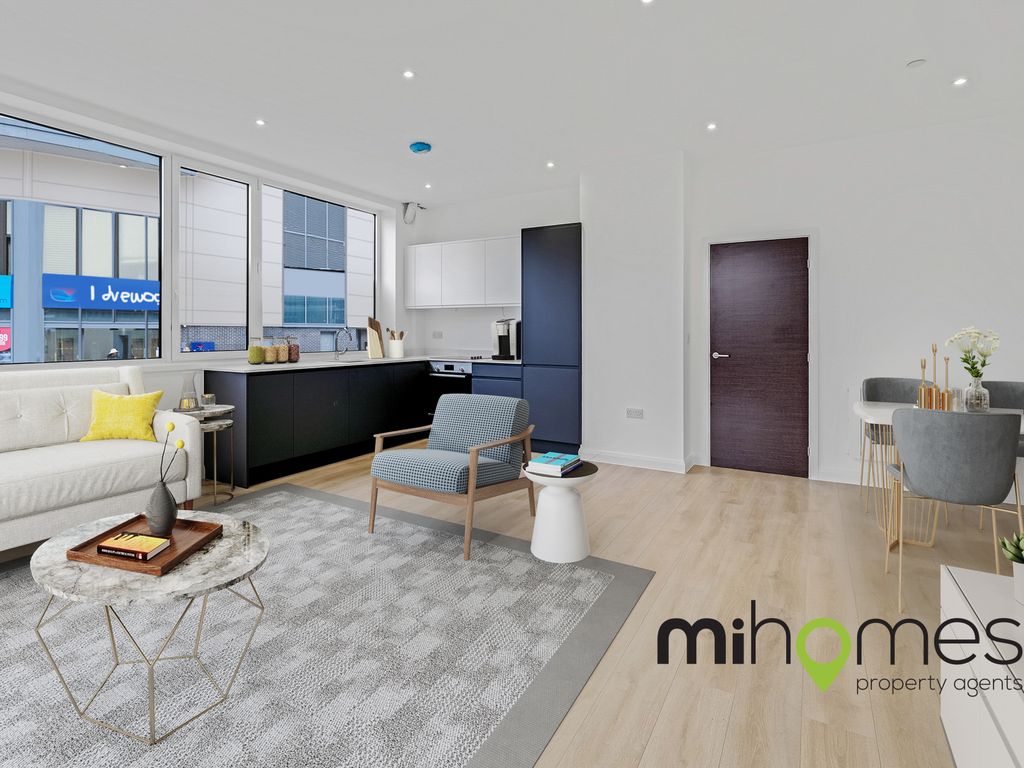 2 bed flat to rent in Victoria Almshouses, London Road, Redhill RH1, £