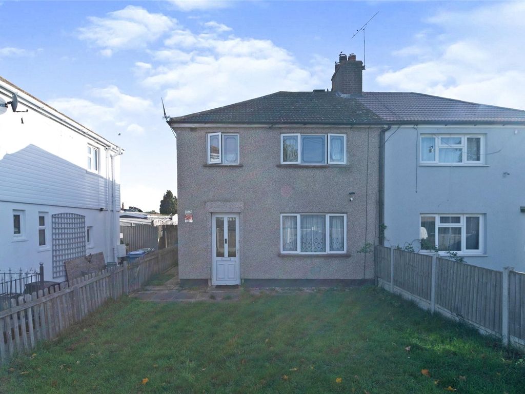 3 bed semidetached house for sale in Feenan Highway, Tilbury RM18 Zoopla