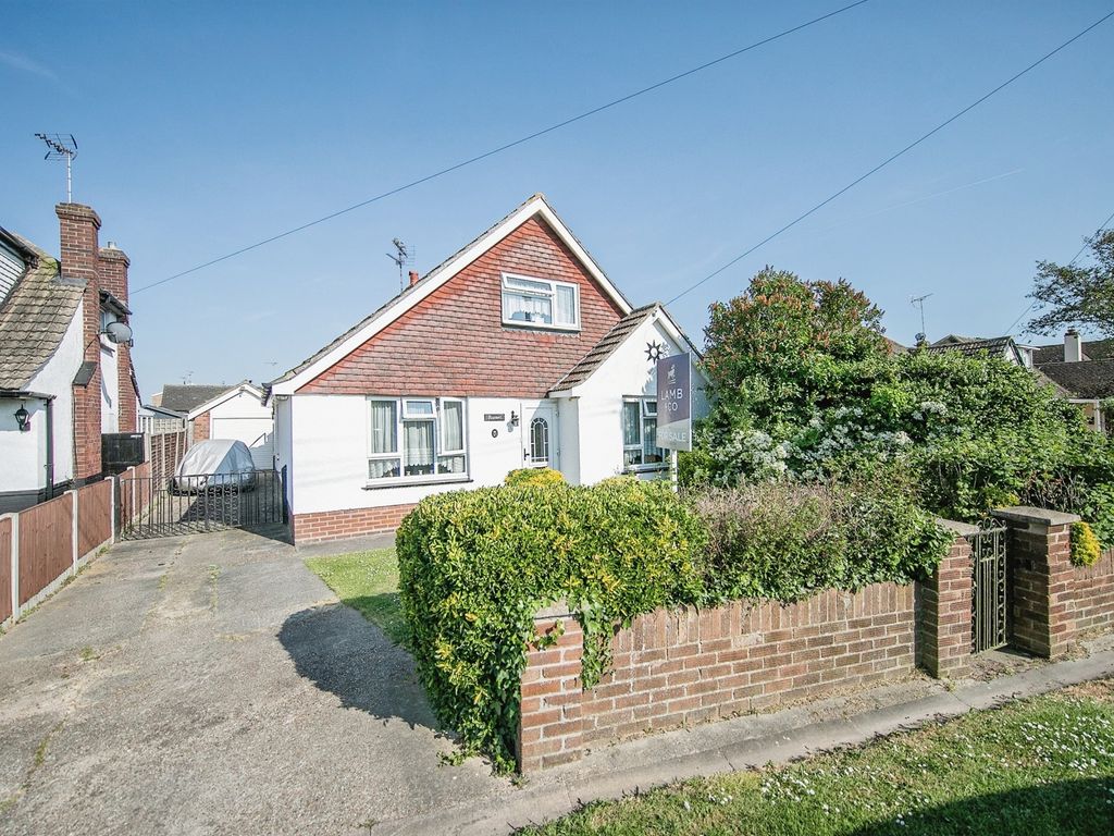 3 bed detached house for sale in Rush Green Road, ClactonOnSea CO16