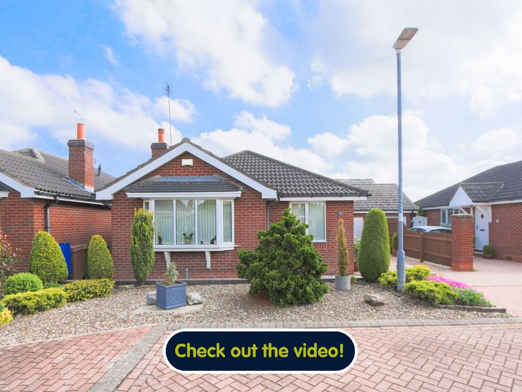 3 bed detached bungalow for sale in Whitehouse Walk, Dunswell HU6, £