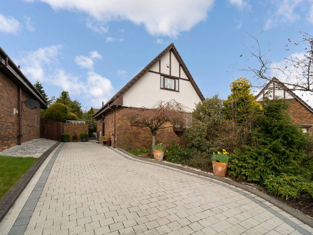 4 bed detached house for sale in Moray Gardens, Cumbernauld, Glasgow