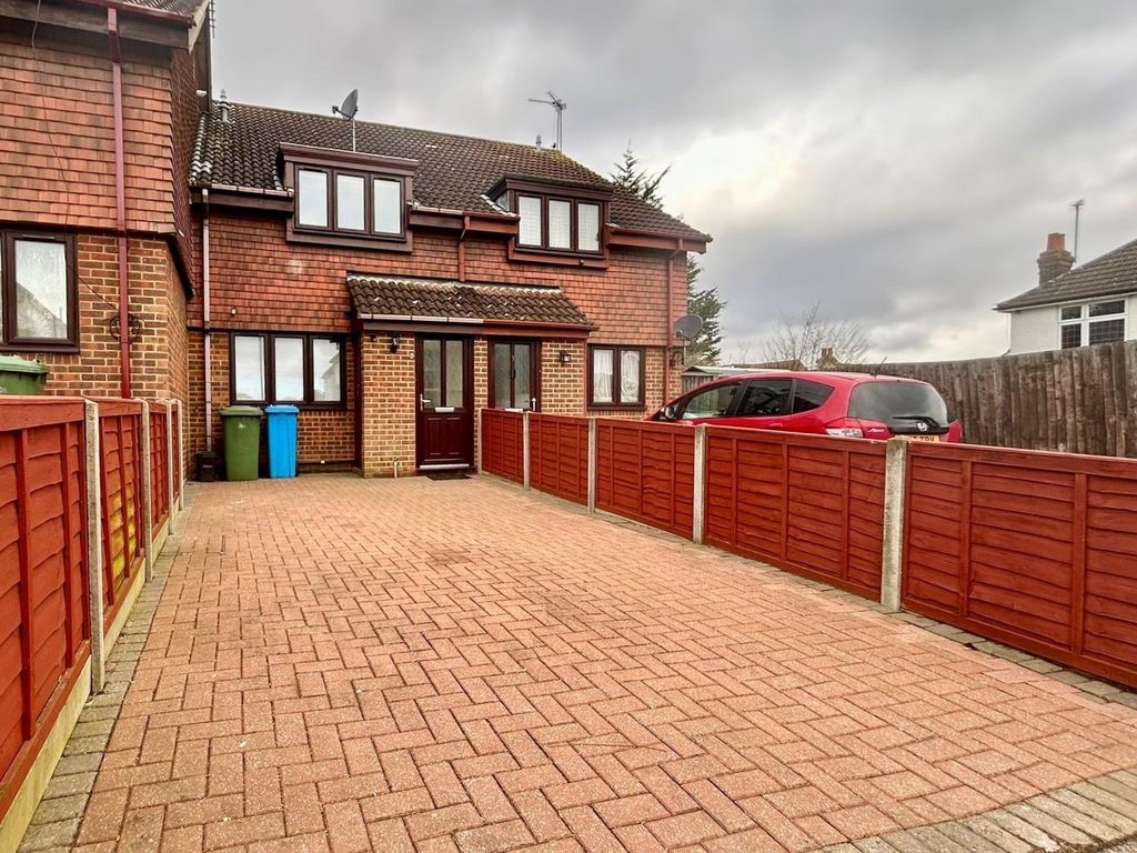 1 bed terraced house to rent in Corbins Lane, South Harrow, Harrow HA2