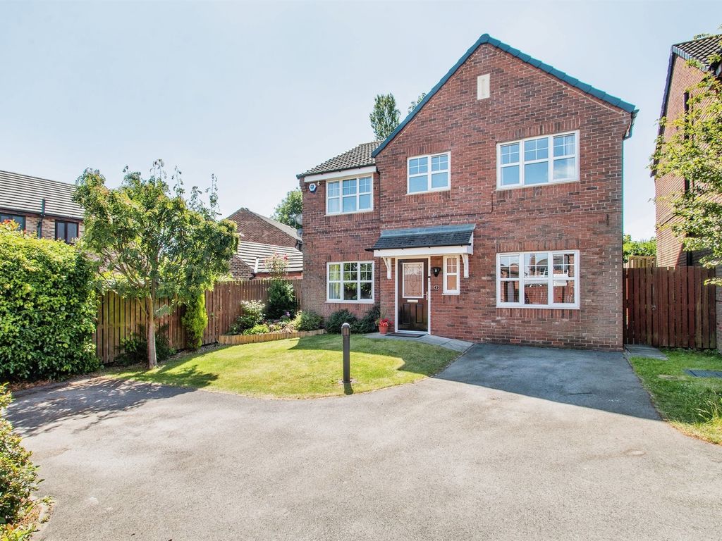 4 bed detached house for sale in The Chase, Tingley, Wakefield WF3 Zoopla