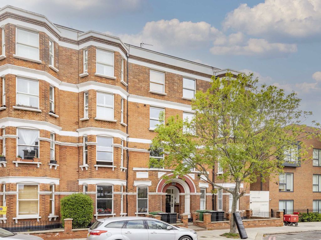 3 bed flat to rent in Camden Street, London NW1 Zoopla