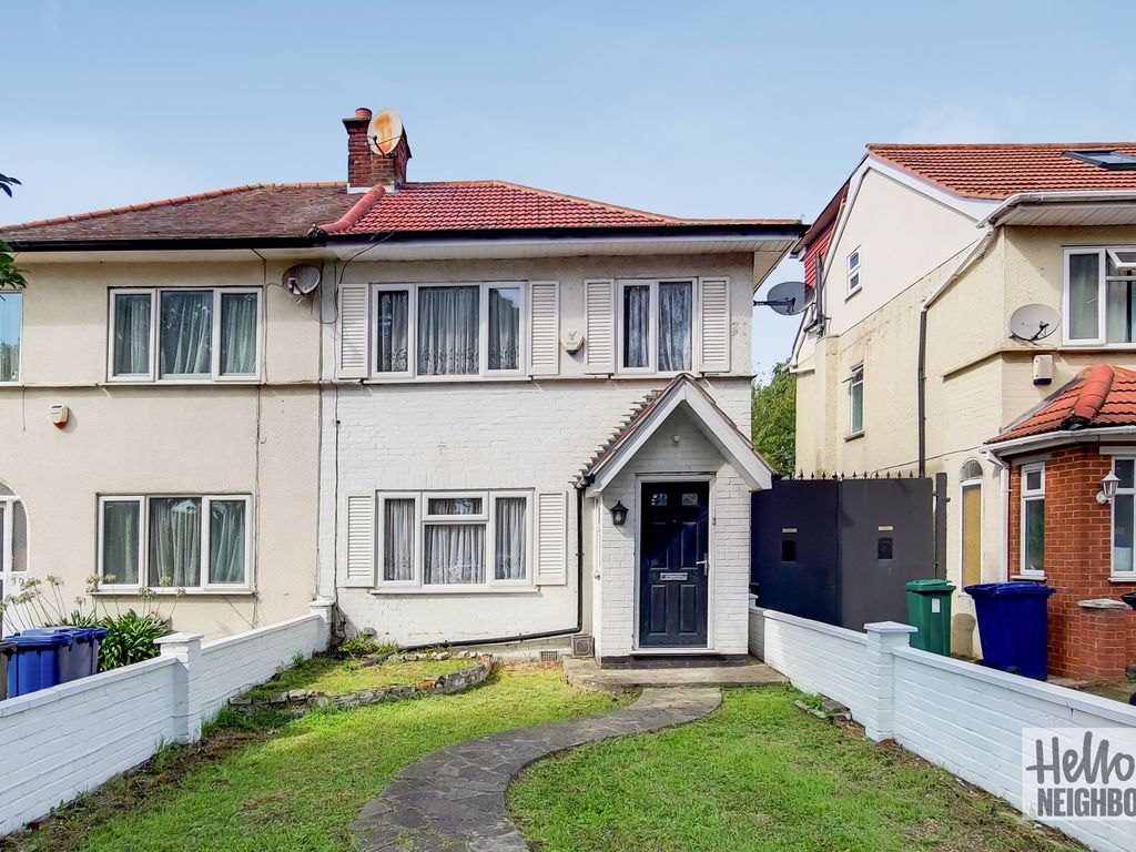 3 bed semidetached house to rent in Hughenden Gardens, Northolt UB5