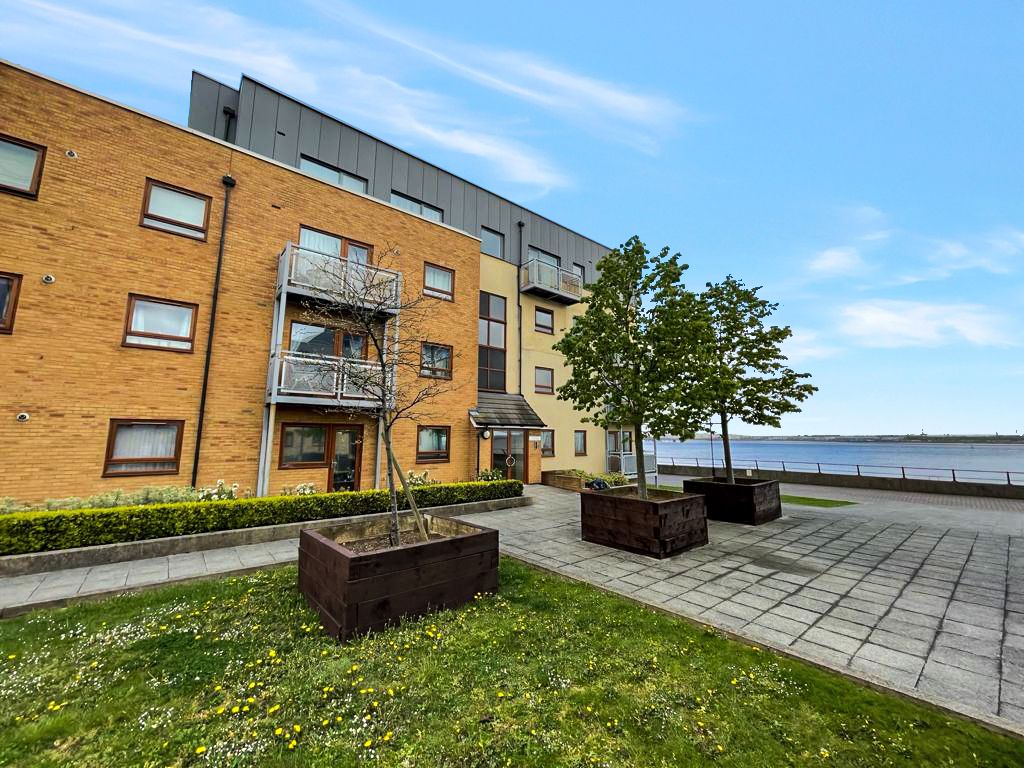2 bed flat to rent in Amity Court, North Star Boulevard, Greenhithe