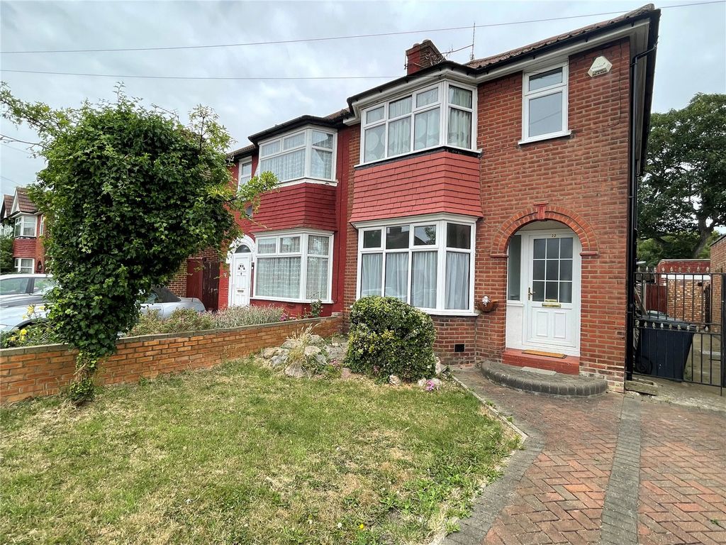 3 bed semidetached house for sale in Quantock Gardens, London NW2 Zoopla