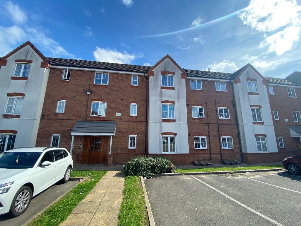 2 bed flat to rent in Walker Road, Blakenall Heath WS3 Zoopla