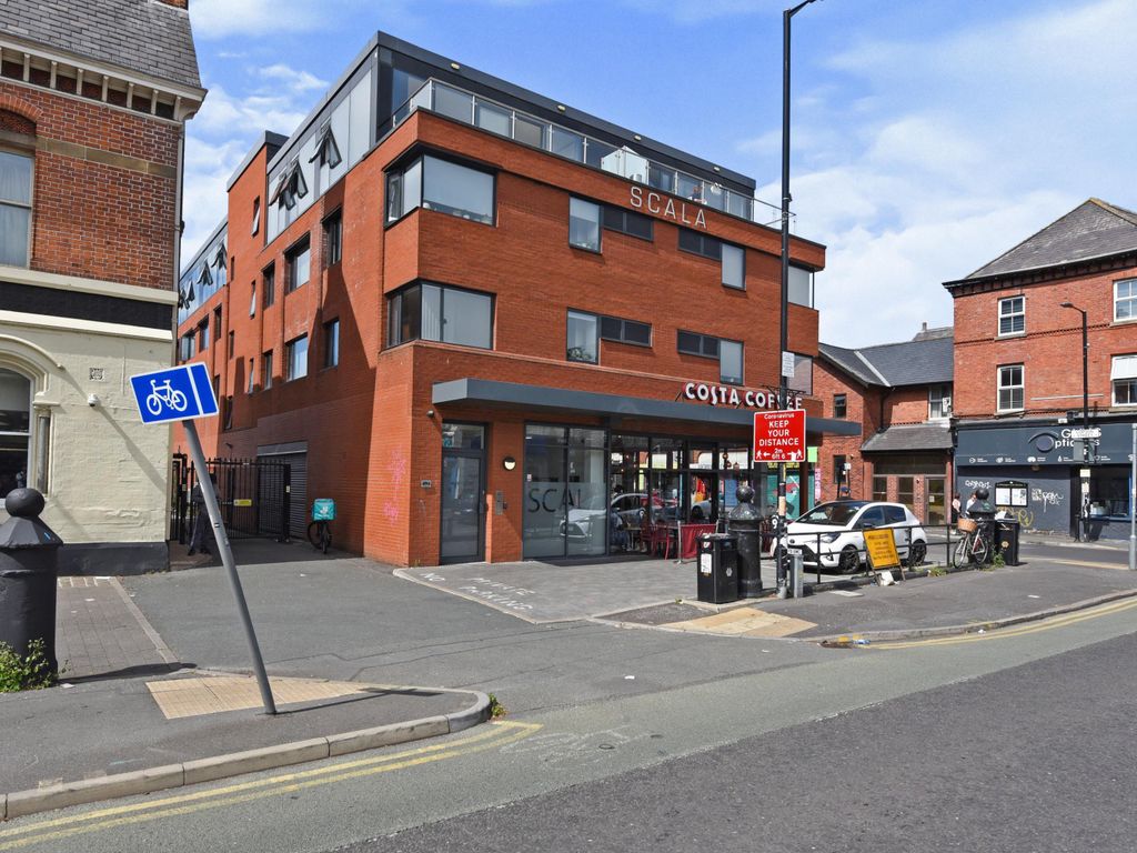 2 bed flat for sale in Wilmslow Road, Manchester M20 Zoopla