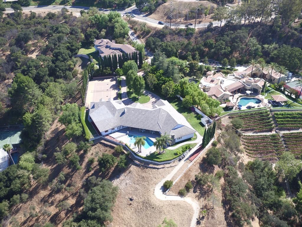 6 bed detached house for sale in 16401 Mulholland Dr, Los Angeles, Ca