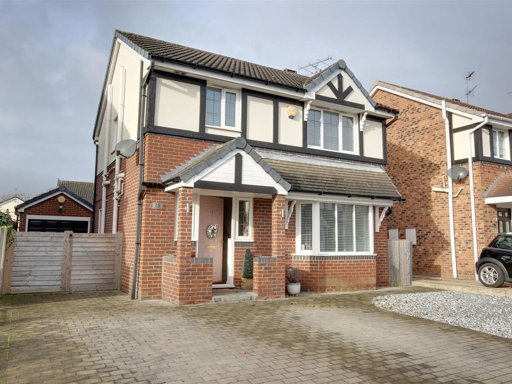 3 bed detached house for sale in Cohort Close, Brough HU15, £285,000