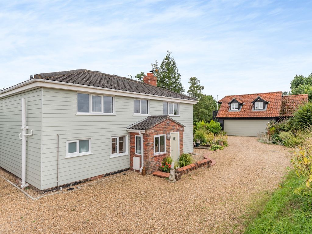 4 bed property for sale in Mill Hill, Mettingham, Bungay NR35, £800,000