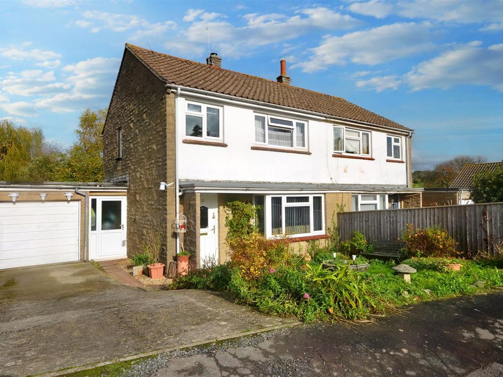 3 bed semidetached house for sale in Manor Close, Charlton Horethorne