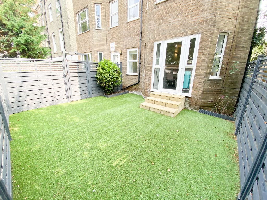 1 bed flat to rent in Eaton Gardens, Hove BN3 Zoopla