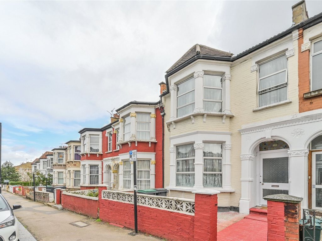 5 bed terraced house for sale in Wightman Road, London N4 Zoopla