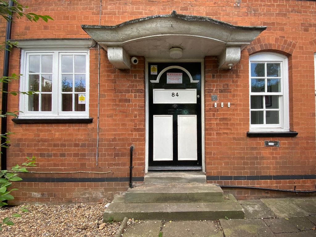 4 bed shared to rent in Westcotes Drive, Leicester LE3, £