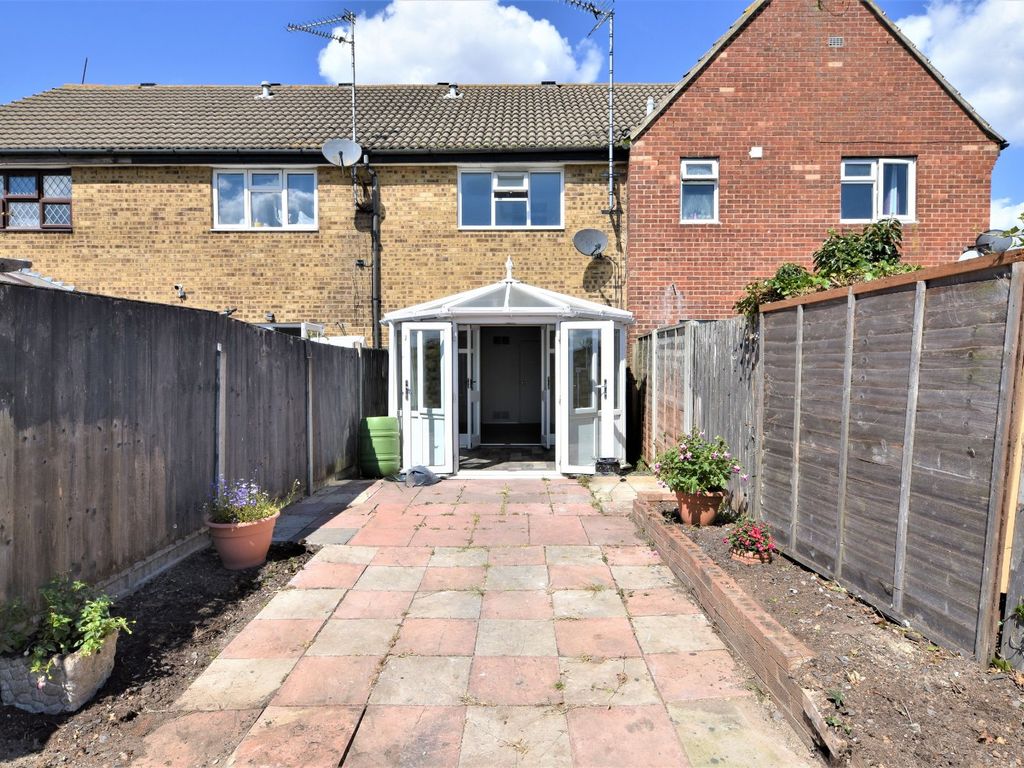 2 bed terraced house for sale in Herongate, Shoeburyness, Essex SS3, £
