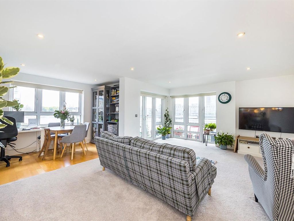 2 bed flat to rent in St. Davids Square, Isle Of Dogs E14 Zoopla