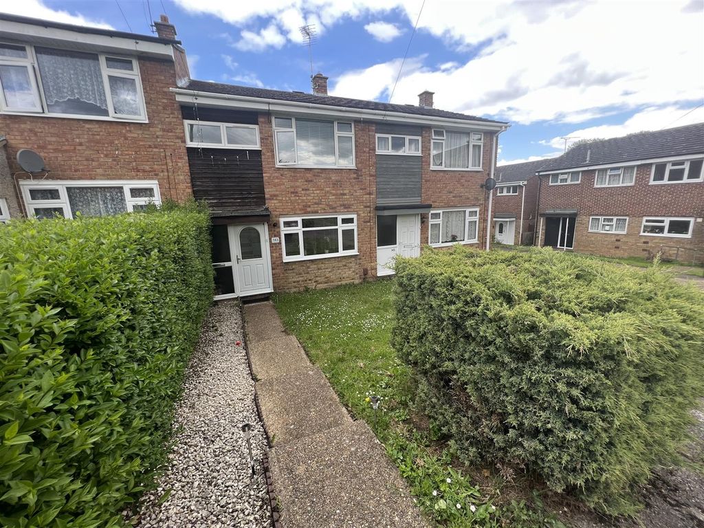 3 bed terraced house to rent in St. Margarets Avenue, StanfordLeHope