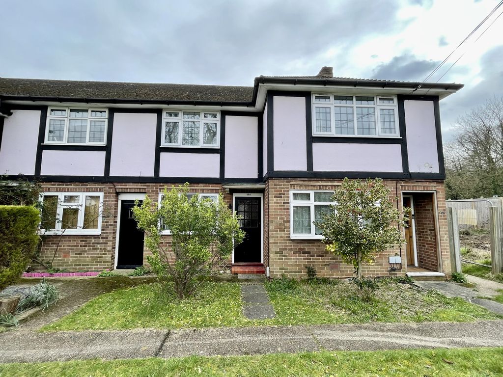 2 bed to rent in Dorking Road, Epsom KT18, £1,600 pcm Zoopla