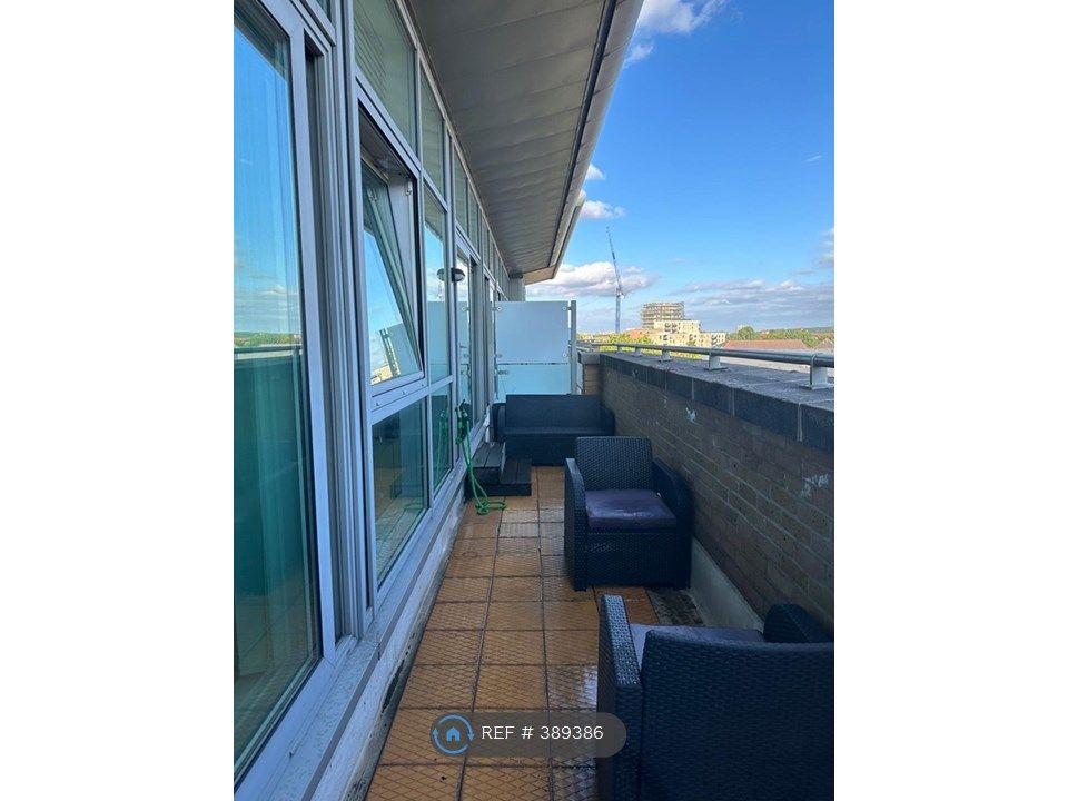 2 bed flat to rent in Argyll Road, Woolwich London SE18, £2,200 pcm Zoopla