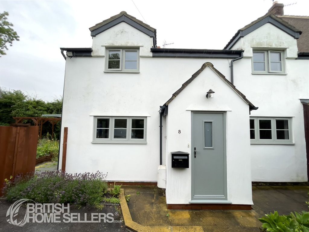 4 bed semidetached house for sale in Halmore, Berkeley