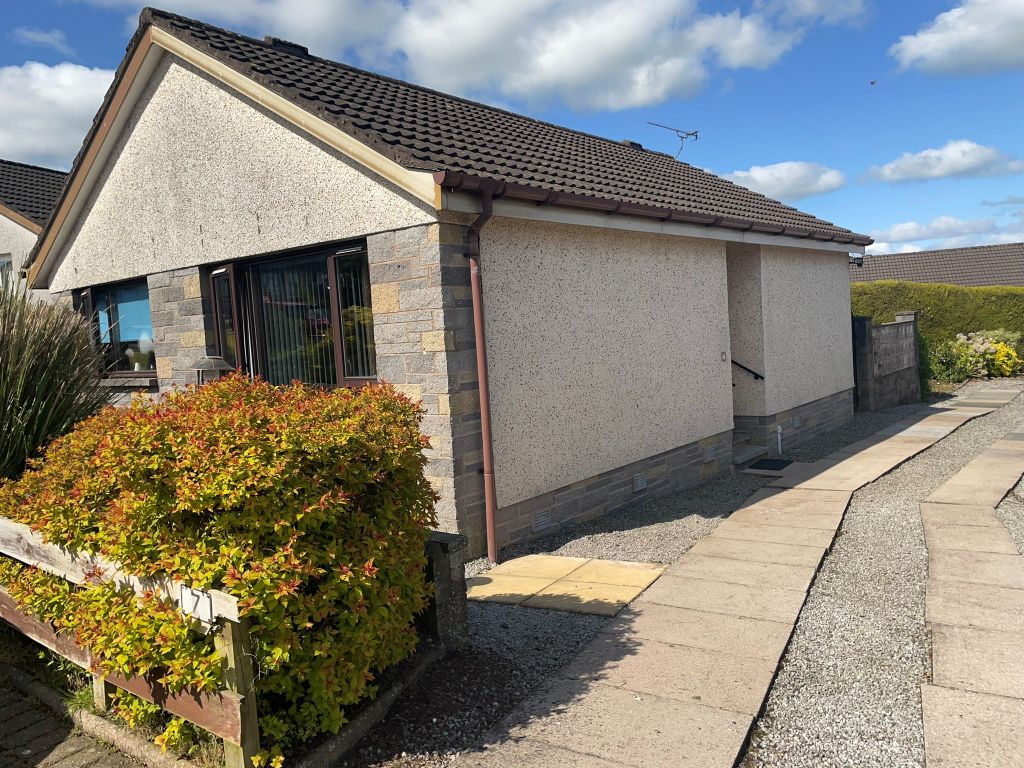 2 bed detached bungalow for sale in Calside Court, Dumfries DG1, £