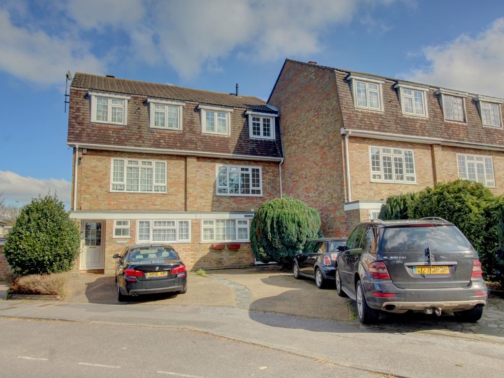 Geary Court, Geary Drive, Brentwood CM14