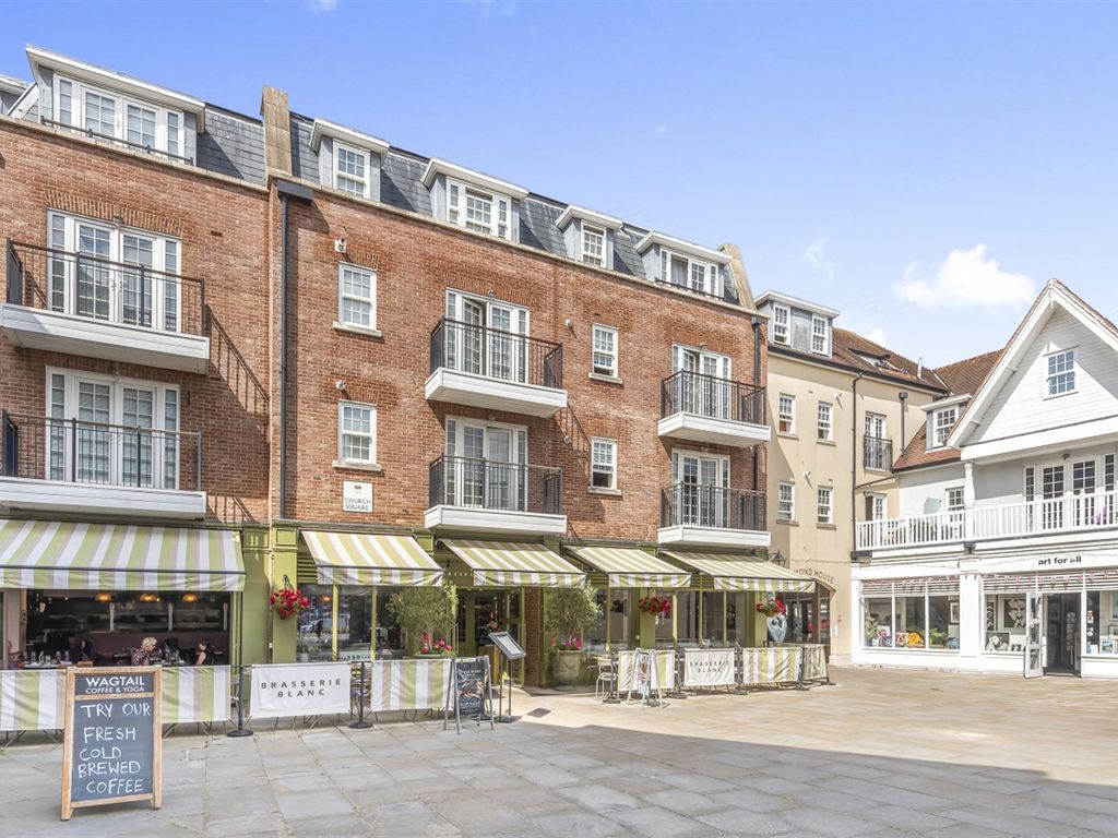 Richmond House, Church Square, St. Pancras, Chichester PO19