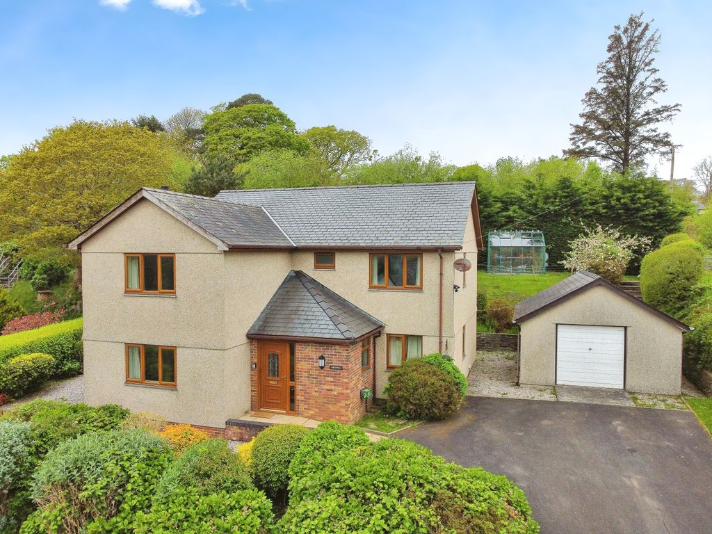 4 bed detached house for sale in Pentrefelin, Criccieth LL52, £595,000