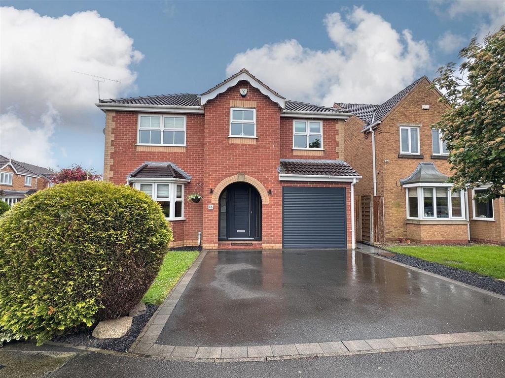 4 bed detached house for sale in Countryman Way, Markfield LE67, £