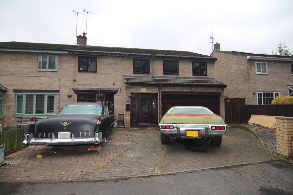 5 bed semidetached house for sale in Deneside, Howden Le Wear, Crook