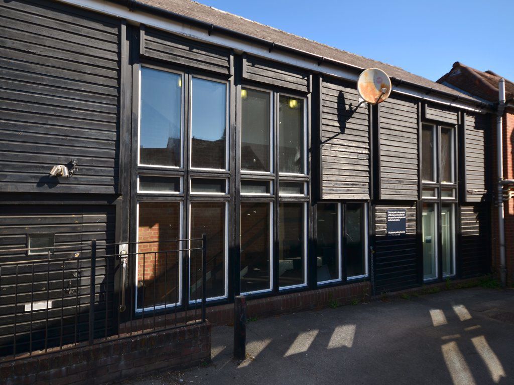 1 bed flat to rent in High Street, Dunmow CM6 Zoopla