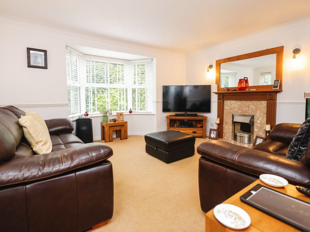 4 bed detached house for sale in Ludlow Avenue, Berkeley Beverborne, Worcester WR4 Zoopla