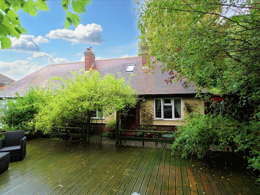 2 bed semidetached bungalow for sale in Mill Road, Newthorpe