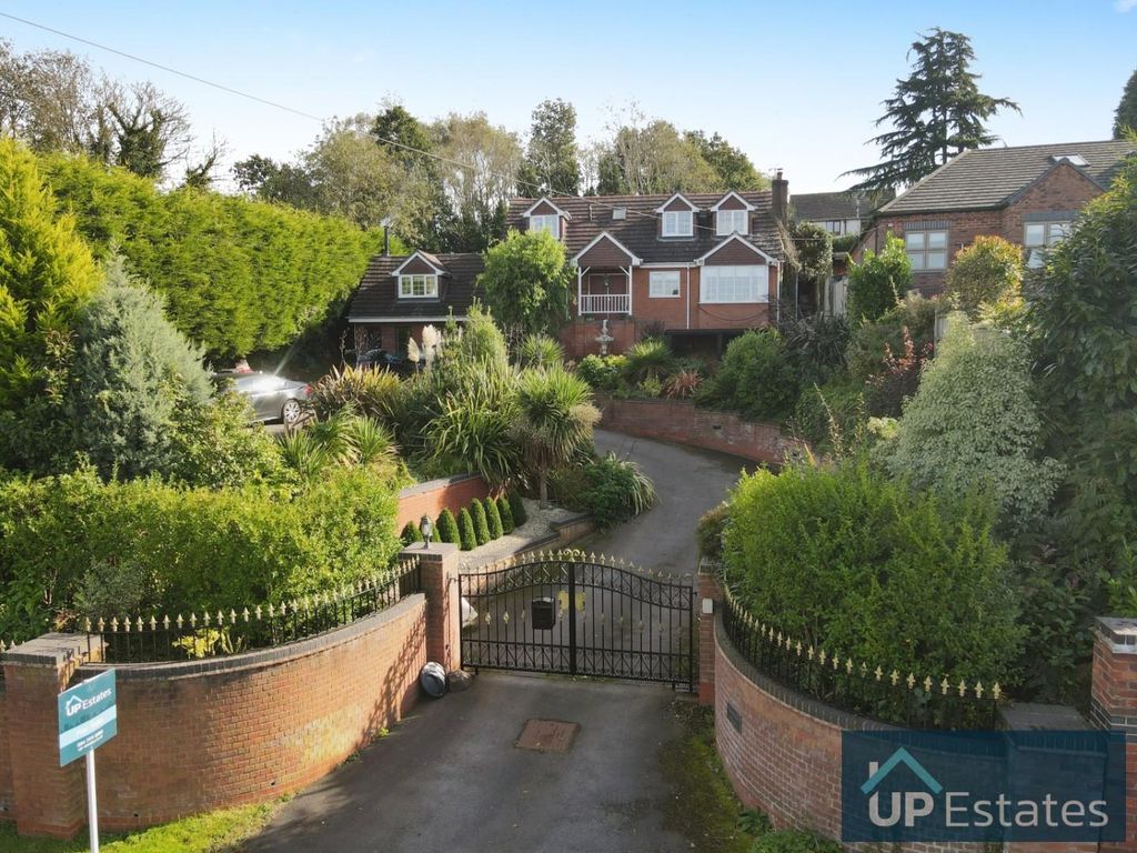 5 bed detached house for sale in Arundell House, Atherstone Road